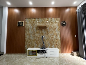 Thi Công Hoàn Thiện Vách TV Ốp Lam Sóng Kết Hợp PVC Vân Đá Cho Chị Hồng - Thủ Đức